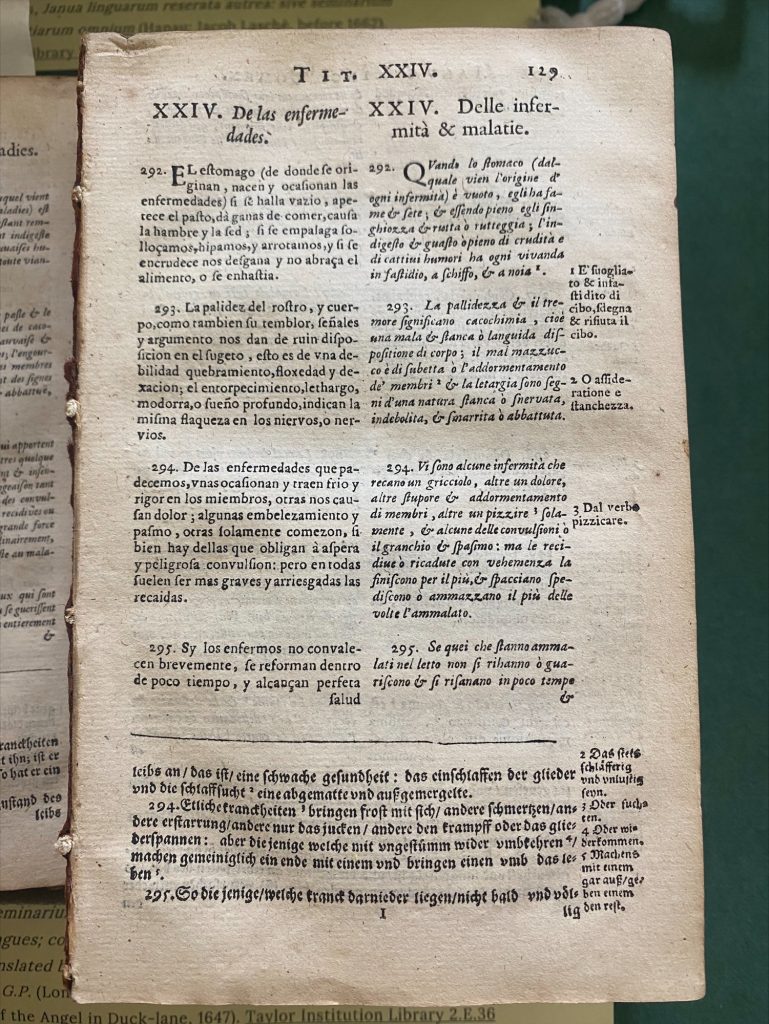 Opposite page of the same book, with text colums in Spanish and Italian and the German paragraph continuing at the bottom of the page. Marginal annotations in the corresponding languages.